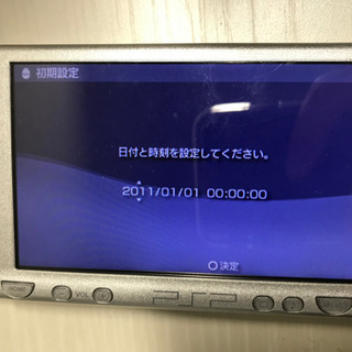 値下げ　訳あり PSP 2000 ソフトセット モンハンなど 充電器 ケース 箱 説明書 ゲーム の画像