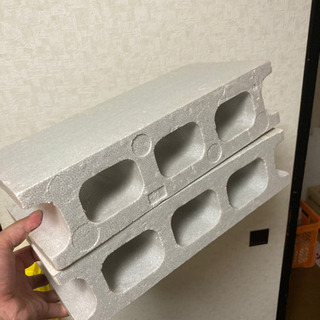 《譲渡完了》発泡スチール製のブロック