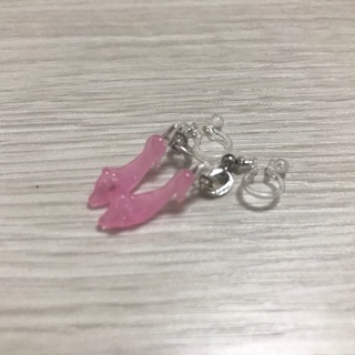 ピンクのガラスの靴のイヤリング☆世界に一つだけのシンデレラに！☆...