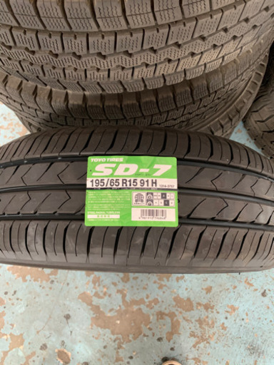 195/65R15 15インチ 新品 TOYO SD7