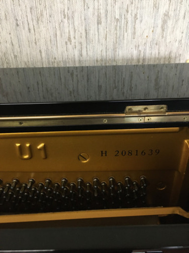 ヤマハアップライトピアノ　U1