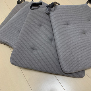 IKEA ヨックモック　テーブル＆チェア4脚の画像