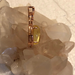 96A スーパーBIG  Summerセール‼️AAA天然アンバー　ペンダントトップの画像