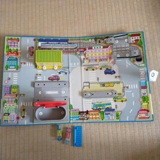 トミカ ハンディ立体マップ 駅前ロータリーの画像