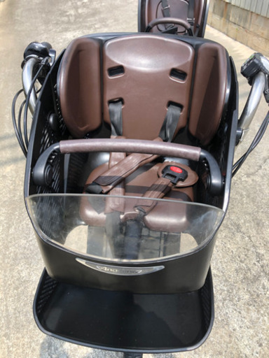 前後の子供乗せ電動アシスト自転車