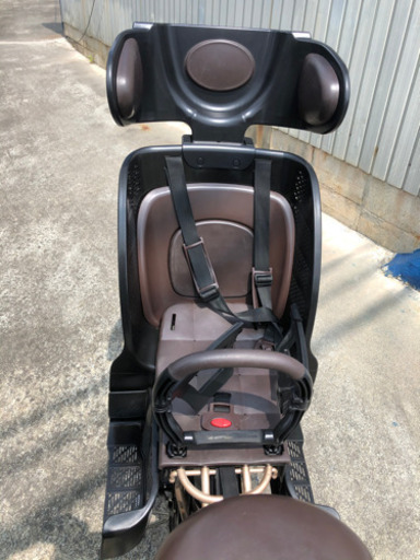 前後の子供乗せ電動アシスト自転車