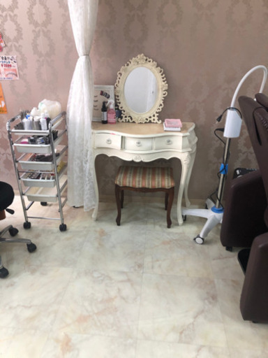 アンティークドレッサー