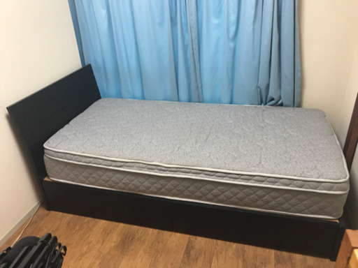 ニトリのシングルベッド収納付
