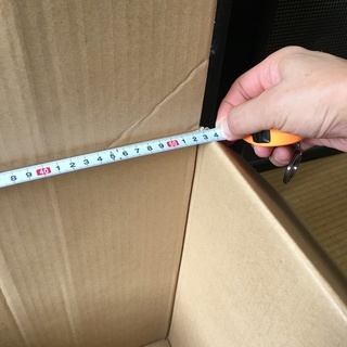 中古ダンボール　１枚50円で　70枚ぐらいありますの画像