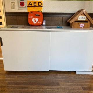 鍵付き収納棚　※現地引き取り可能な方限定の画像