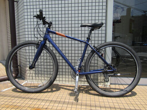 2017　GIANT GRAVIE　クロスバイク　27.5　グラビエ