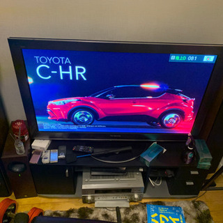 46型テレビ　アンプ　スピーカー　ウーハー、ホームシアターシステム