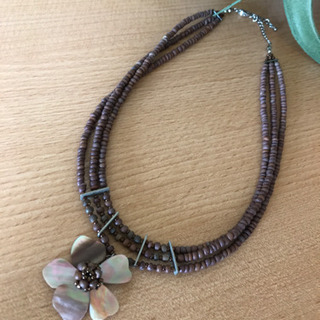 シェル×ウッド・ネックレス　デパート購入の画像