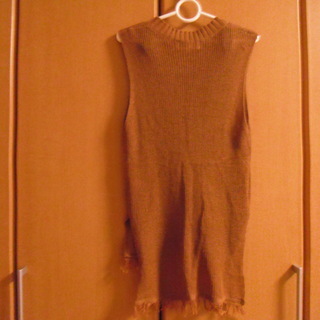 ROPE-PIC・レディース・ニット（袖なし）トップス・サイズ38茶色（新品ではありません）程度はいいです。の画像