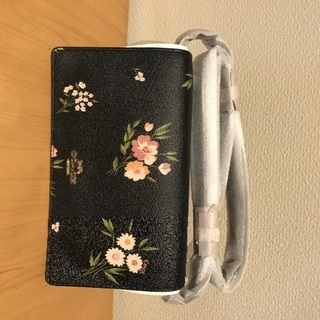 新品！定価43000円☆コーチ フラワーモチーフ ショルダーバッグ