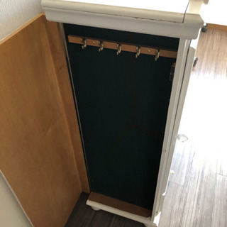 高級感のある物入れ訳あり！の画像