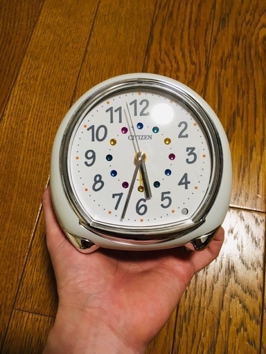 【美品】citizen 置き時計　スワロフスキー付き　ホワイト