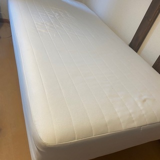 無印　ポケットコイル脚付きマットレス