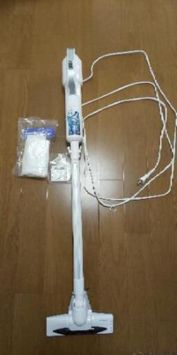 【受付終了】壁掛け可能！スティック掃除機（コード付き）