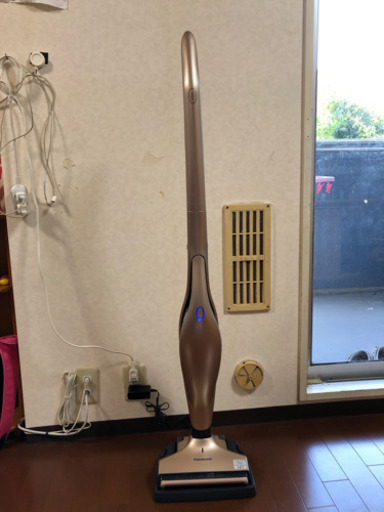 パナソニック　コードレスクリーナー