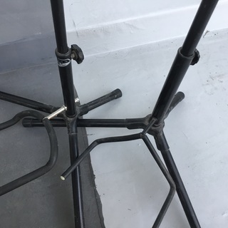 ギタースタンド　🎸　2本の画像