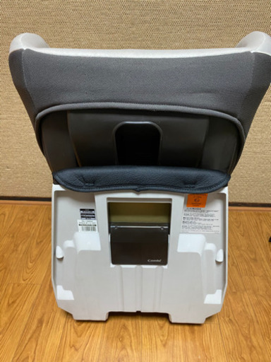 Combi チャイルドシート