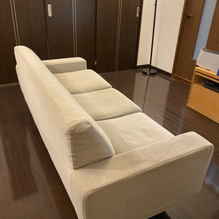 モモナチュラル　PATORU  3人掛けソファ　8/18までの画像