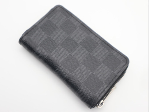 《LOUIS VUITTON/ダミエ グラフィット ジッピーウォレット》AB 美