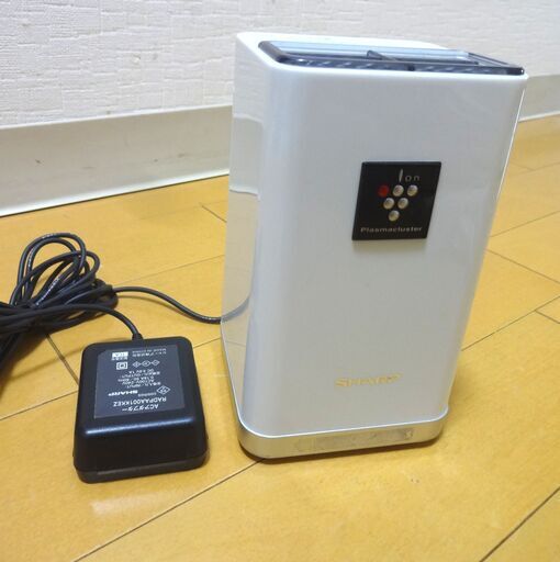 SHARP プラズマクラスターイオン発生機 1畳タイプ IG-B20-W 2010年製 IZ-CB20 卓上 小型タイプ 空中除菌 脱臭 空気清浄器