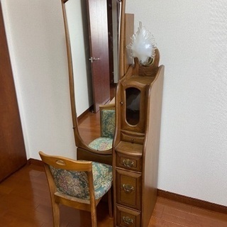 美品　ドレッサー　無料