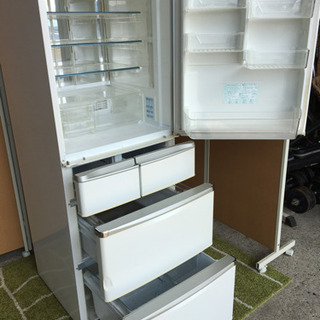 ☆自動製氷☆両開き☆シャープ5ドア冷蔵庫☆2010年製☆動作OK ☆自動製氷☆両開き☆シャープ5ドア冷蔵庫☆2010年製☆動作