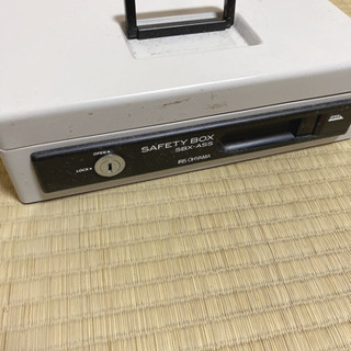 セーフティーボックス　金庫の画像