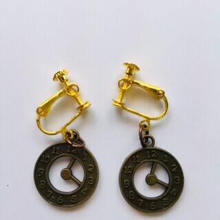 ハンドメイド イヤリング1