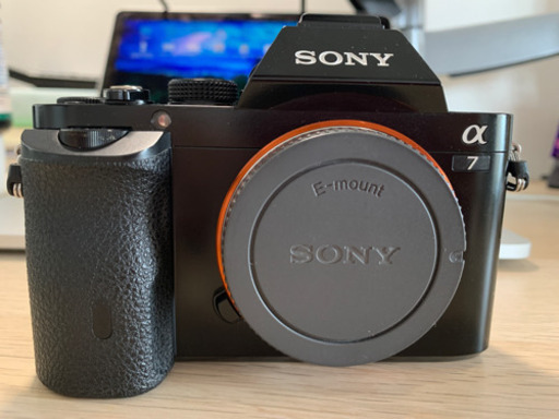 ソニー　SONY α7 ILCE-7 ミラーレス一眼 ボディ本体