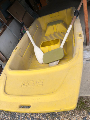 水槽付き釣り用ボート　取り引き中