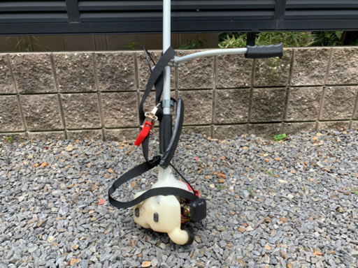 刈払機　草刈り　取引中