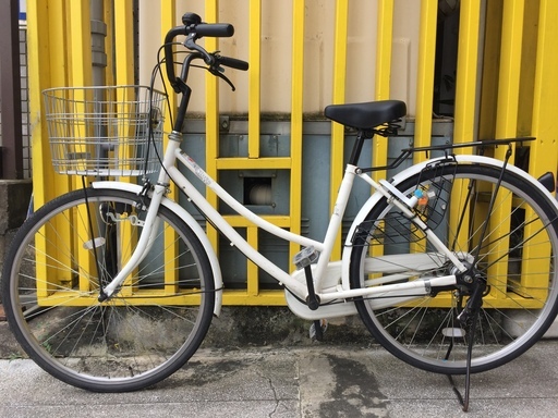《レンタサイクル店使用　自転車整備士整備済み！》㉓中古車　26インチ　シティサイクル　ホワイト　3段変速付き