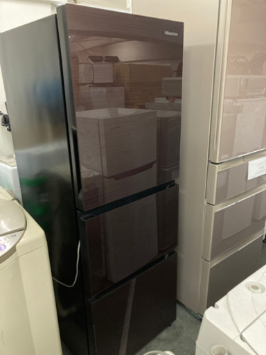 【格安！】2019年製ハイセンス 冷凍冷蔵庫(幅55cm) 282L 自動霜取機能付き 3ドア 右開き ダークブラウン HR-G2801BR