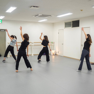 大人・初心者ダンス🔰大人から始めるなら！八尾☆ダンススタジオの画像