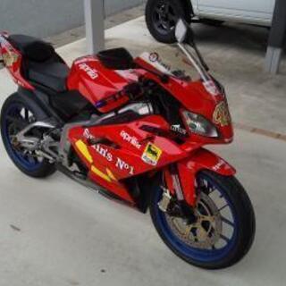 アプリリアaprilia RS125 スペインズ№1　低走行？！...