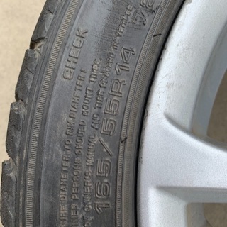 14インチ、アルミホイールタイヤ付き４本の画像