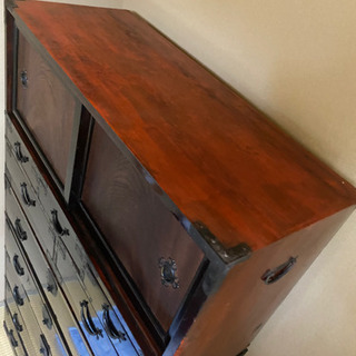 戦前のレトロな箪笥