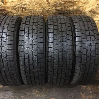 DUNLOP WINTER MAXX WM01 215/70R15 15インチ スタッドレス 4本 2016年製 バリ溝 グランビア レジアス等 (TA244) クレジットカード QR決済可能