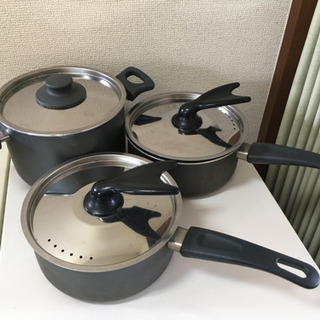 【中古品でごめんなさい】IKEA 鍋 ３つセット
