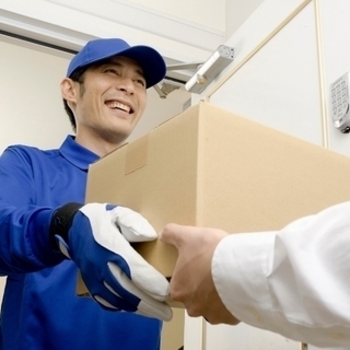 宅配企業配、大阪府全域案内可能！高収入！／週払い可/普通免許でO...