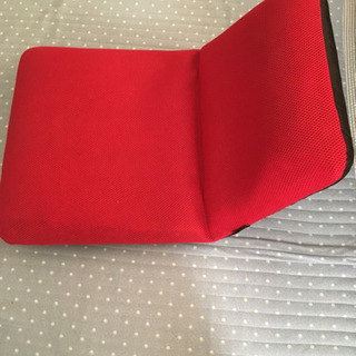 値下げ‼️オシャレ座椅子（日本製・コンパクト・リクライニング・座椅子）の画像