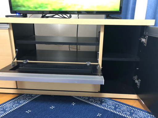 32型ダブルチューナー搭載　液晶テレビ