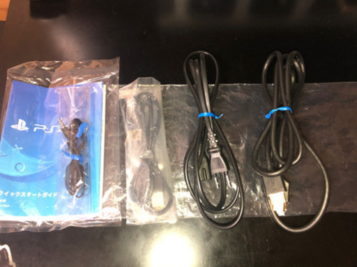 (お値下げ)薄型・新型PS4 (CUH2100A)美品 状態良し⭕️✨