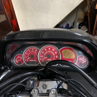 マジェスティC 赤パネルの画像