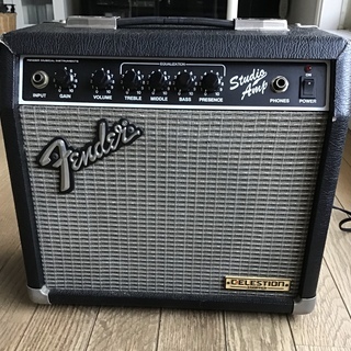 終了　Fender ギターアンプ　Studio Amp ST−15CE